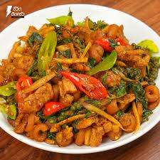 ผัดเผ็ดหมูป่า