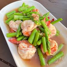 หน่อไม้ฝรั่งผัดกุ้ง